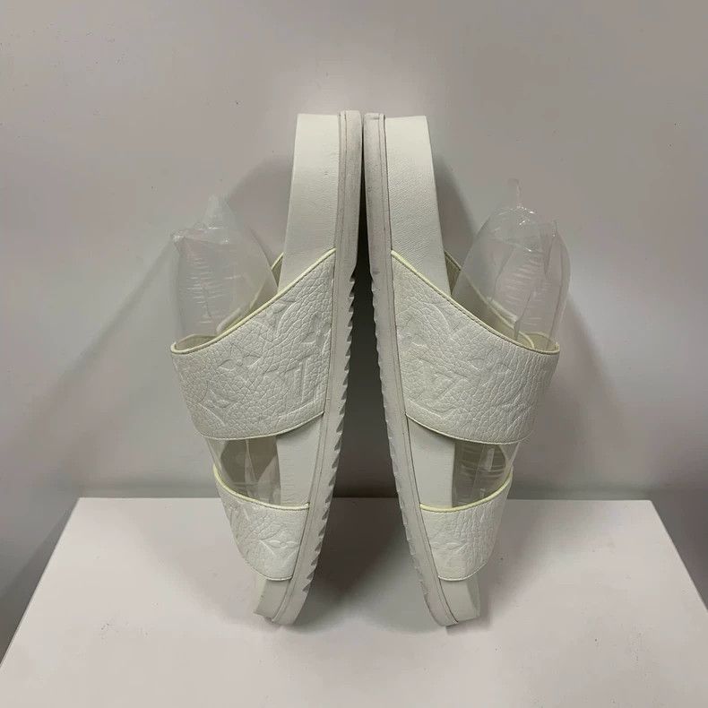 Louis Vuitton Louis Vuitton White Strappy Sandals Size 40/6 Size US 6 / IT 36 - 5 Thumbnail