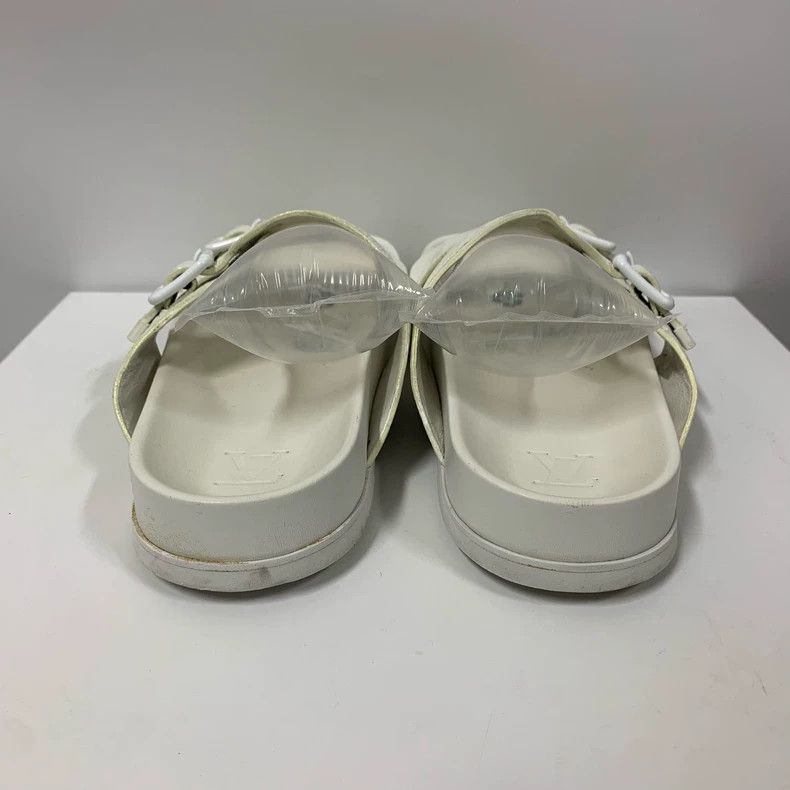 Louis Vuitton Louis Vuitton White Strappy Sandals Size 40/6 Size US 6 / IT 36 - 6 Thumbnail