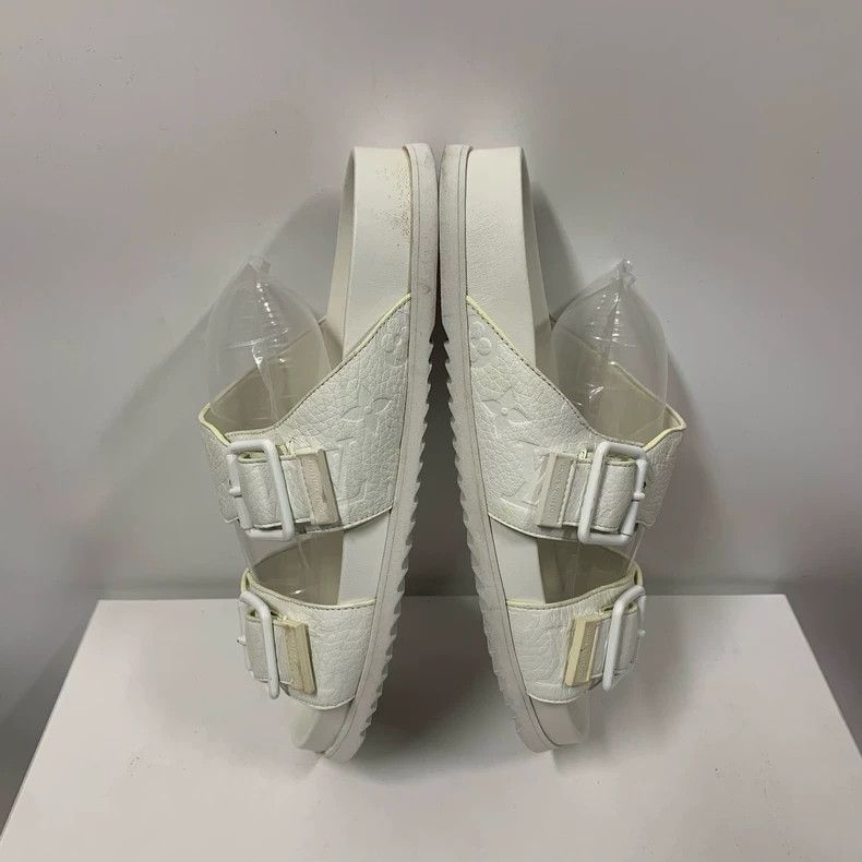 Louis Vuitton Louis Vuitton White Strappy Sandals Size 40/6 Size US 6 / IT 36 - 4 Thumbnail