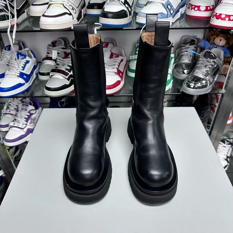 Bottega Veneta Thick-soled Black Chelsea Boots Size 36 Size US 6 / IT 36 - 6 Thumbnail