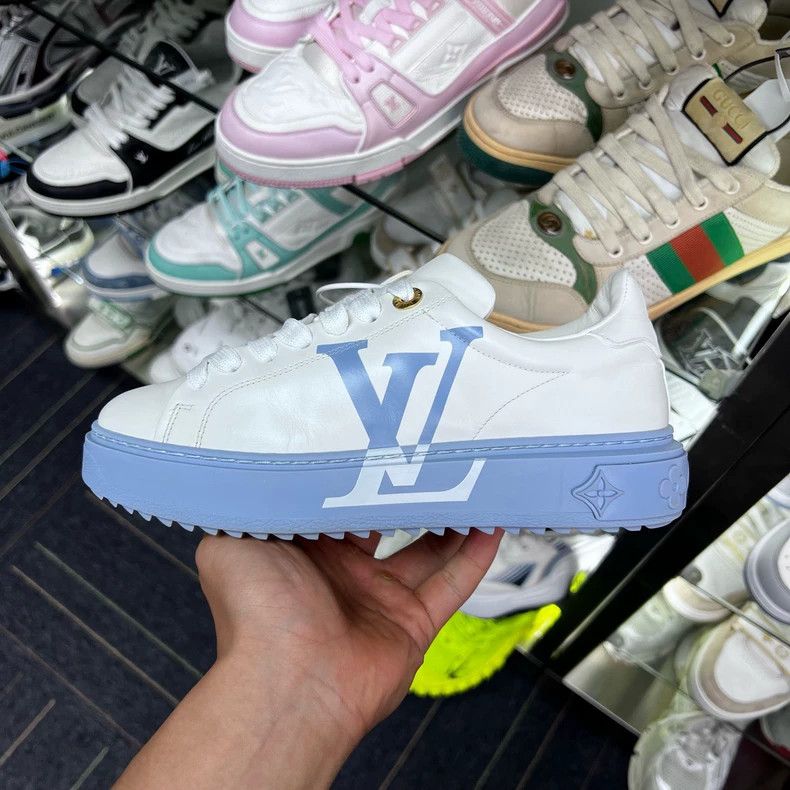 Louis Vuitton LV Time Out Sneakers in White and Blue Size US 5 / IT 35 - 2 Thumbnail