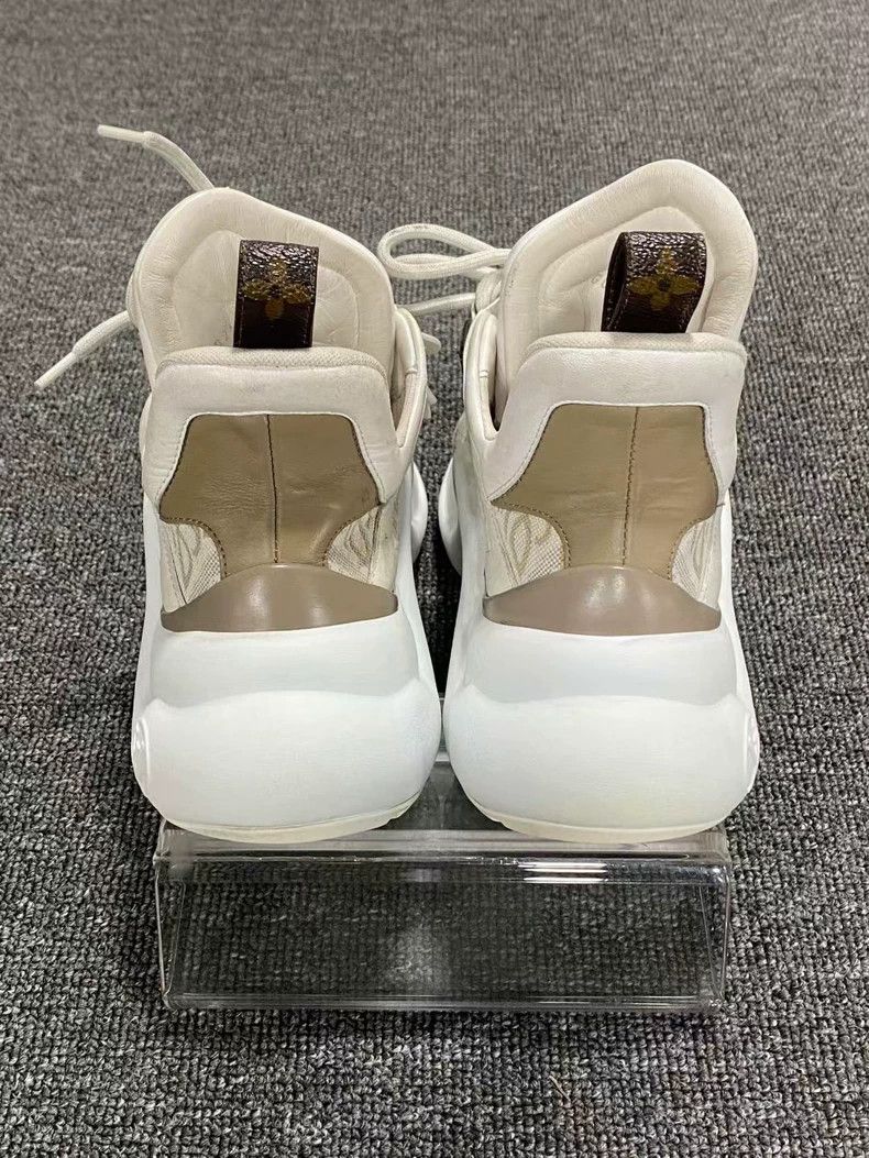 Louis Vuitton Louis Vuitton Dad Sneakers with Wear on Toe Size US 6 / IT 36 - 5 Thumbnail