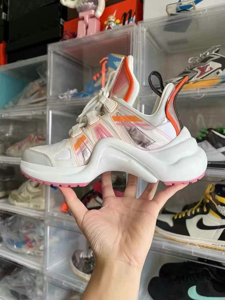 Louis Vuitton Louis Vuitton Archlight Sneakers in White Size US 6 / IT 36 - 4 Thumbnail