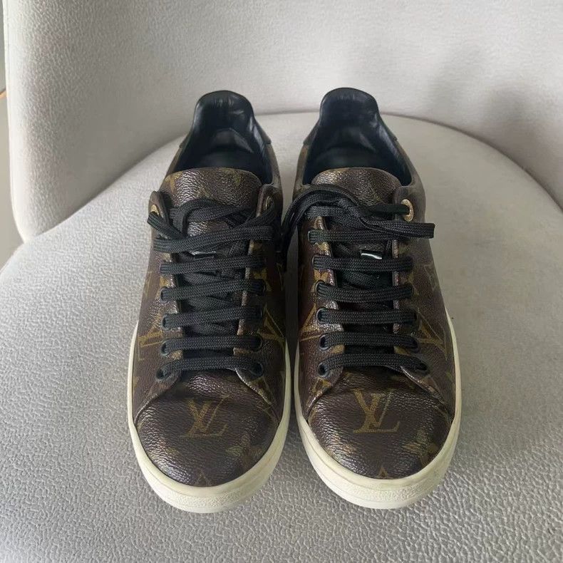 Louis Vuitton Louis Vuitton Classic Brown Sneakers Size 36 Size US 6 / IT 36 - 2 Thumbnail