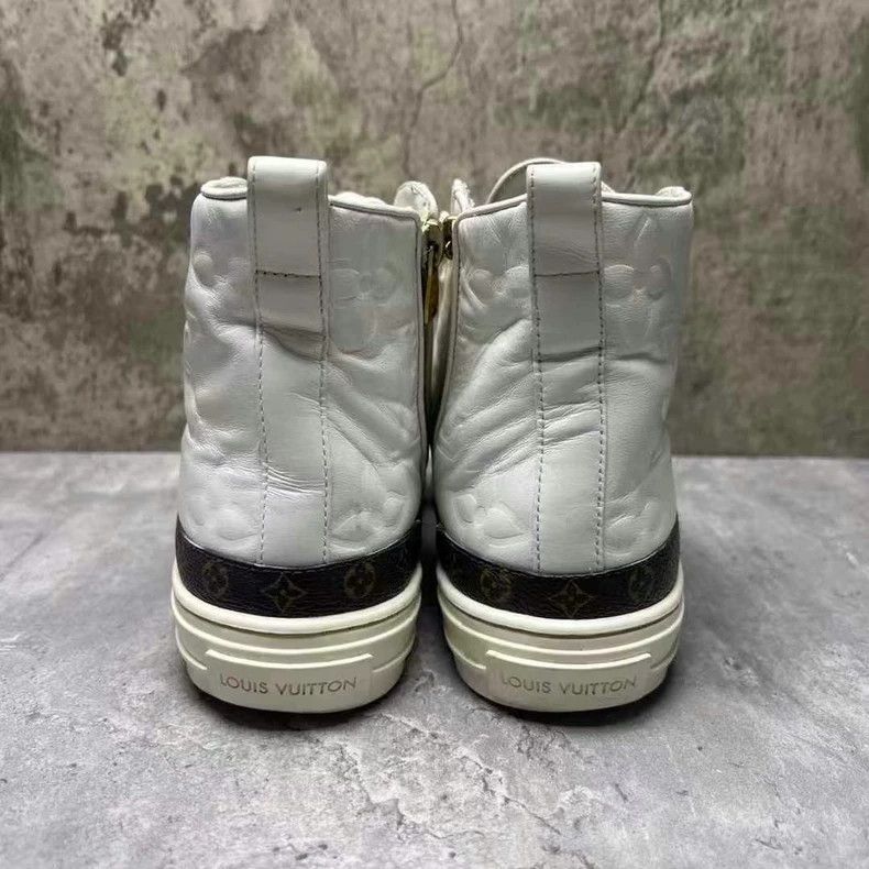 Louis Vuitton LOUIS VUITTON White Canvas High Top Sneakers Size US 6 / IT 36 - 3 Thumbnail