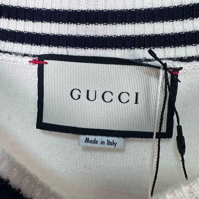 Gucci Gucci V-Neck Sweater with Bee Embroidery Size S / US 4 / IT 40 - 4 Thumbnail