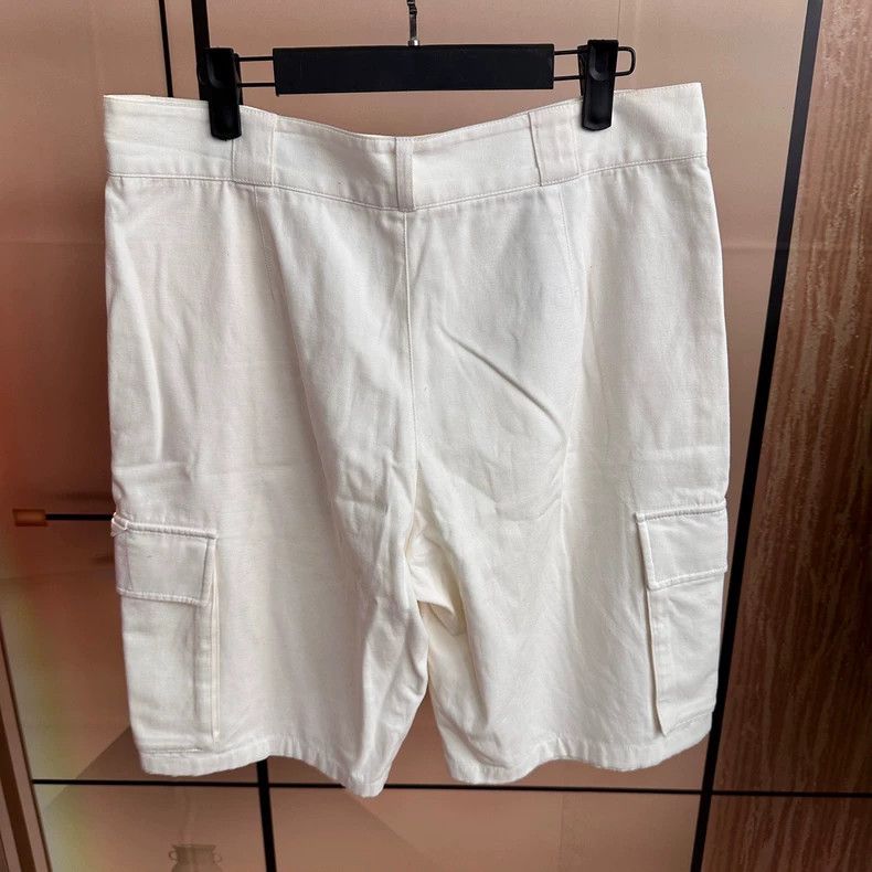 Louis Vuitton Louis Vuitton White Casual Pocket Shorts Size 40 Size 40" / US 18 - 2 Thumbnail