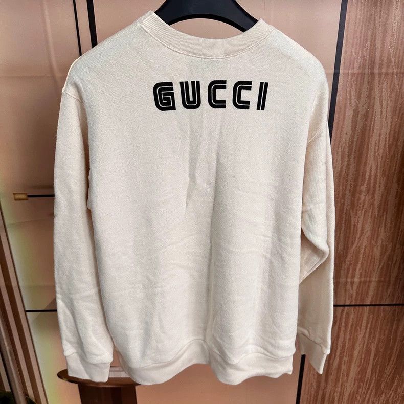 Gucci Gucci Disney Snow White Sequin Sweatshirt Size M / US 6-8 / IT 42-44 - 2 Thumbnail