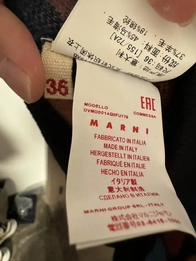 Marni Marni Heart Pattern Sweater in Blue Size S / US 4 / IT 40 - 4 Thumbnail