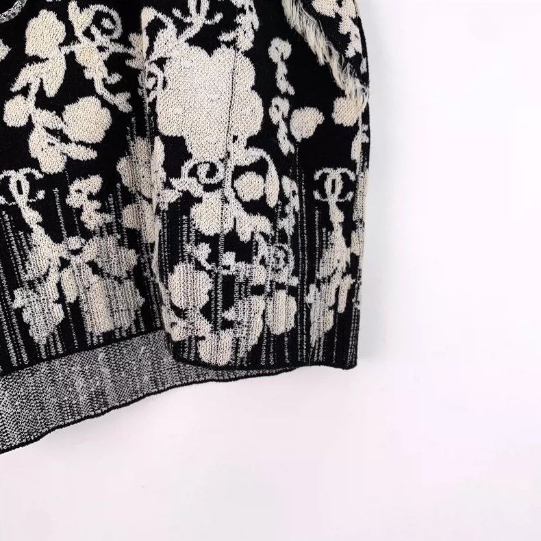 Chanel Chanel Black Floral Print Cotton Shorts Size 36" / US 14 / IT 50 - 4 Thumbnail