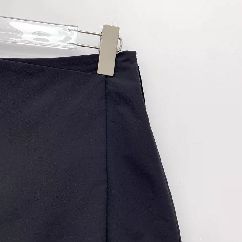 Moncler Black Logo Detail Casual Skirt Pants Size 40" / US 18 - 3 Thumbnail