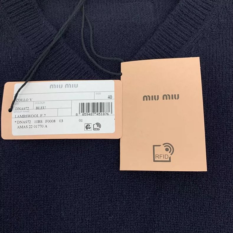 Miu Miu MiuMiu Navy Wool V-Neck Long Sleeve Sweater Size M / US 6-8 / IT 42-44 - 6 Thumbnail