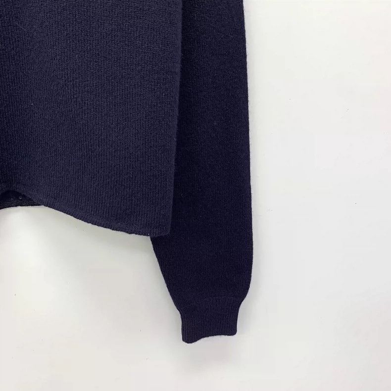Miu Miu MiuMiu Navy Wool V-Neck Long Sleeve Sweater Size M / US 6-8 / IT 42-44 - 4 Thumbnail