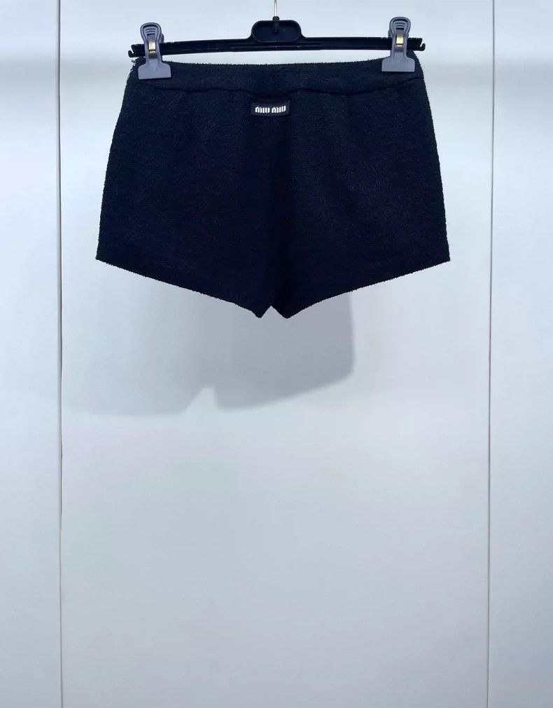 Miu Miu Miu Miu Black Tweed Shorts with Gold Buttons Size 36" / US 14 / IT 50 - 2 Thumbnail