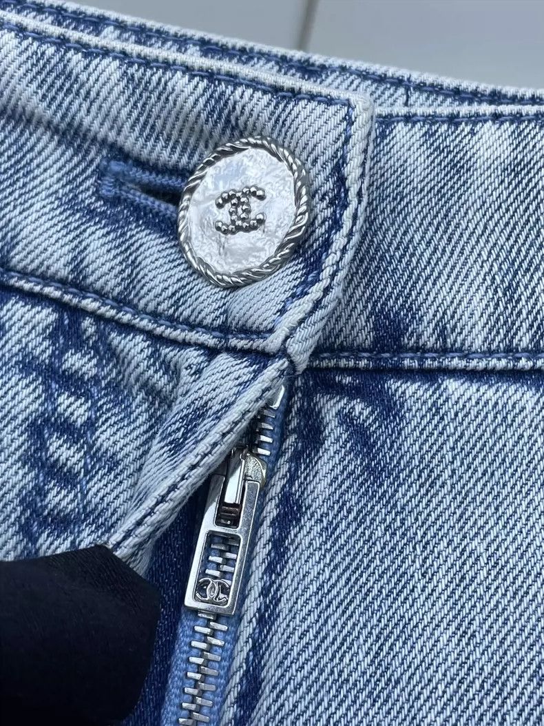 Chanel Chanel Ruffled Hem Denim Pants Size 34" / US 12 / IT 48 - 7 Thumbnail