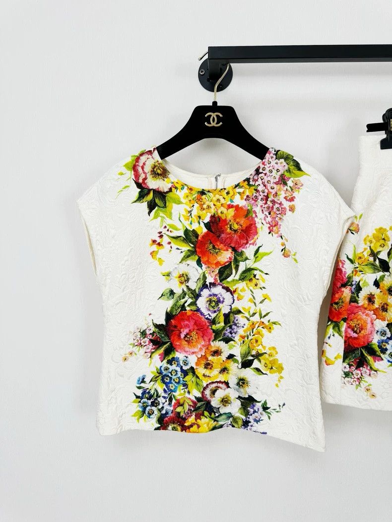 Dolce & Gabbana Floral Top and Skirt Set Size M / US 6-8 / IT 42-44 - 2 Thumbnail