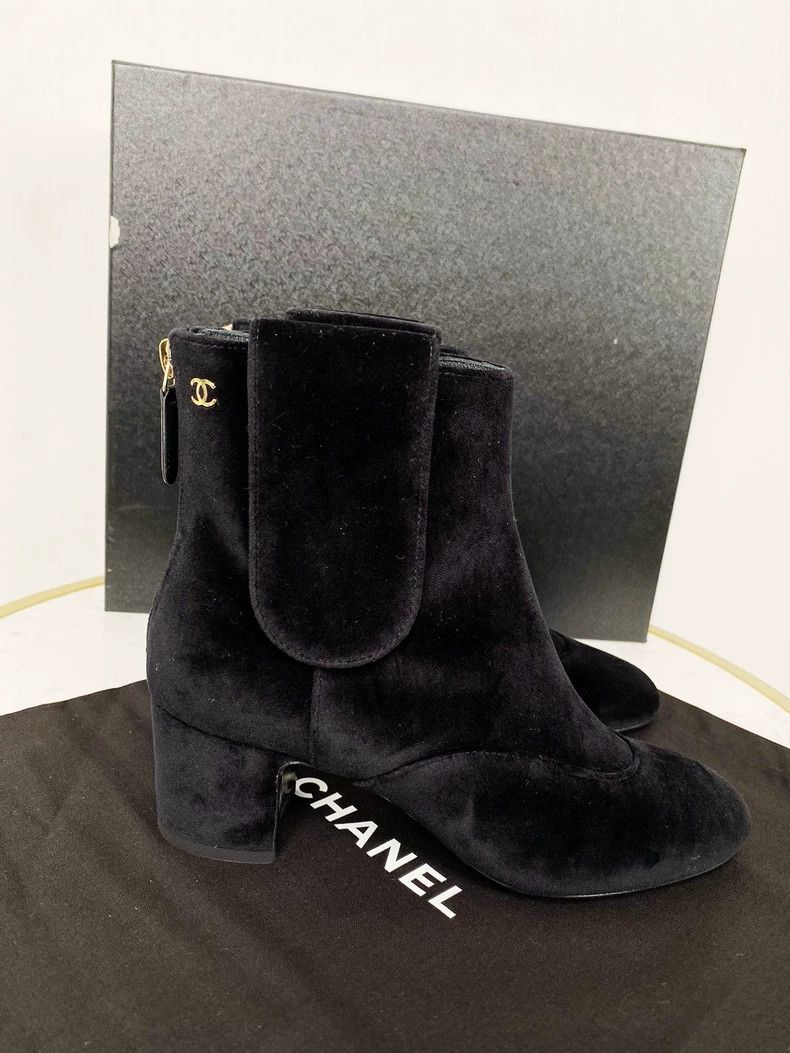 Chanel Chanel Black Ankle Boots Size 35 Size US 5 / IT 35 - 8 Thumbnail