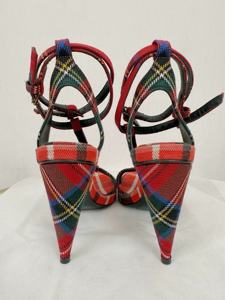 Burberry Burberry Red Sandals Size 35 Never Worn Size US 5 / IT 35 - 4 Thumbnail