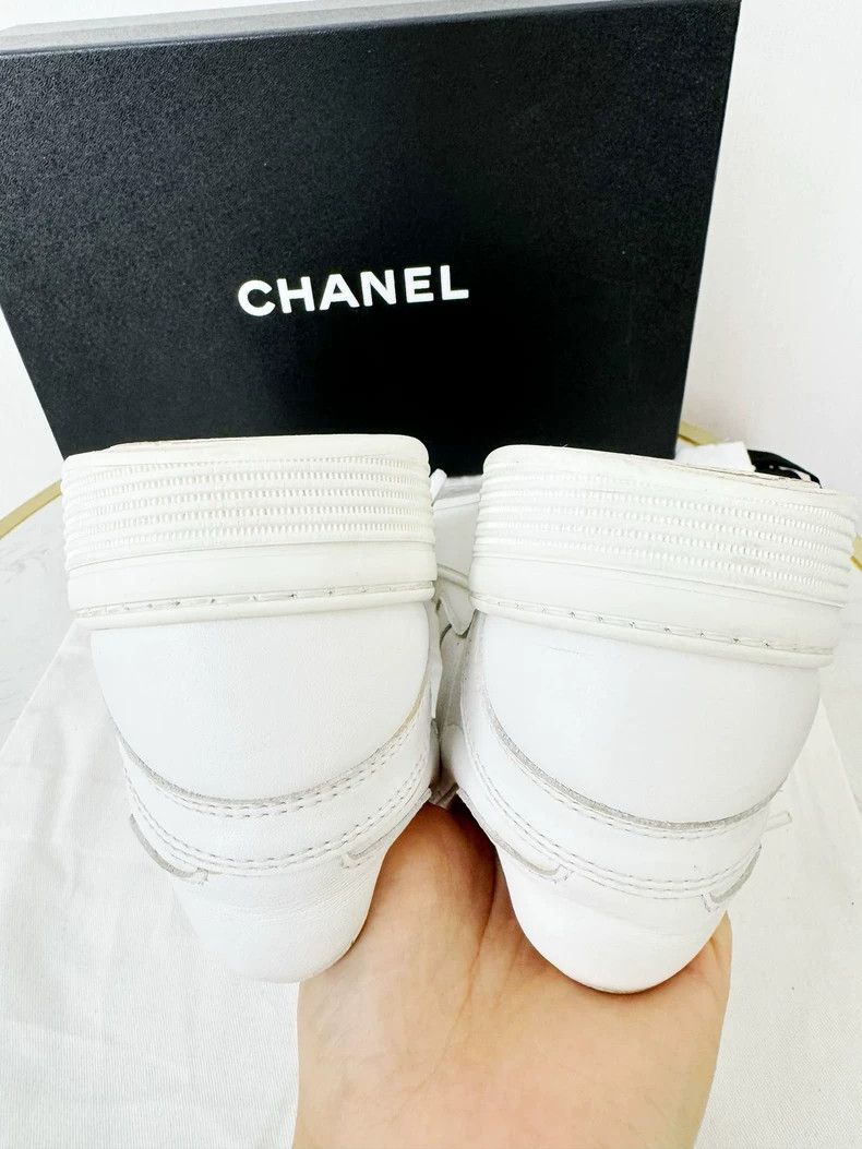 Chanel Chanel White Sneakers Size 35 Limited Edition Size US 5 / IT 35 - 7 Thumbnail