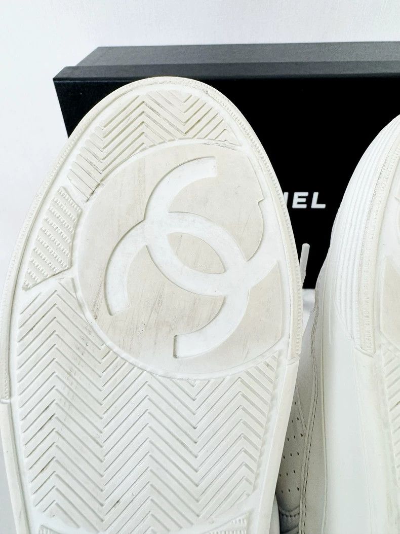 Chanel Chanel White Sneakers Size 35 Limited Edition Size US 5 / IT 35 - 9 Thumbnail