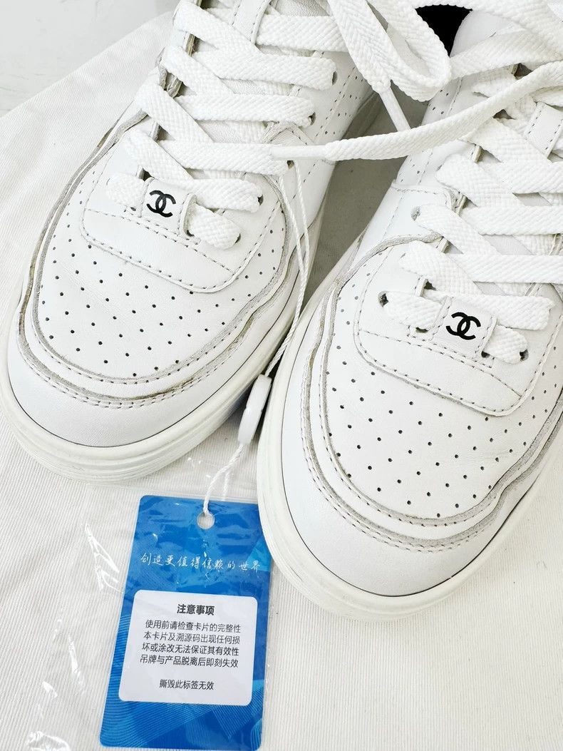 Chanel Chanel White Sneakers Size 35 Limited Edition Size US 5 / IT 35 - 2 Thumbnail