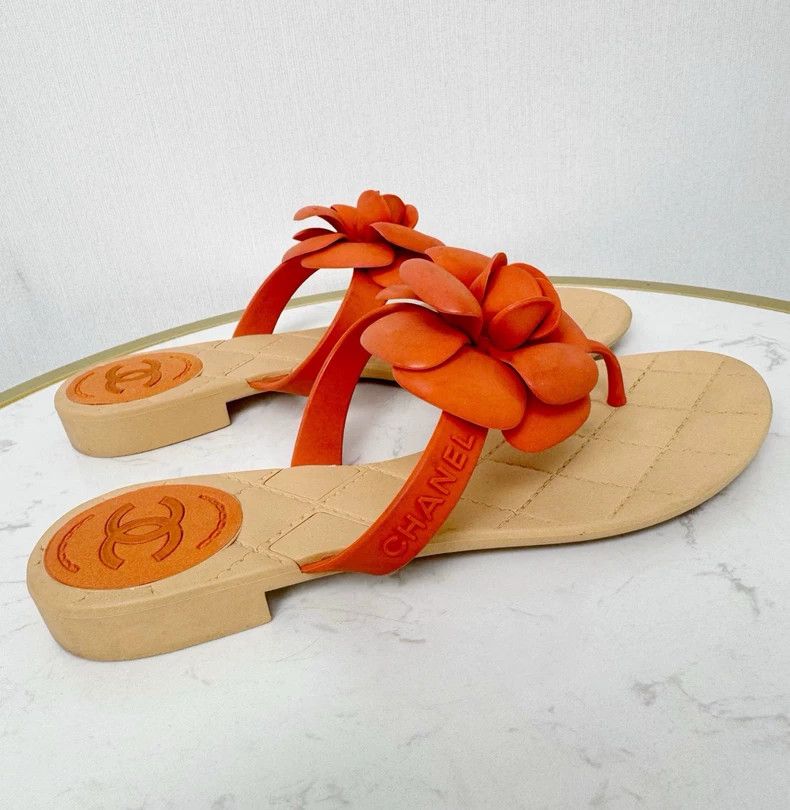Chanel Chanel Camellia Sandals Size 36 Size US 6 / IT 36 - 3 Thumbnail