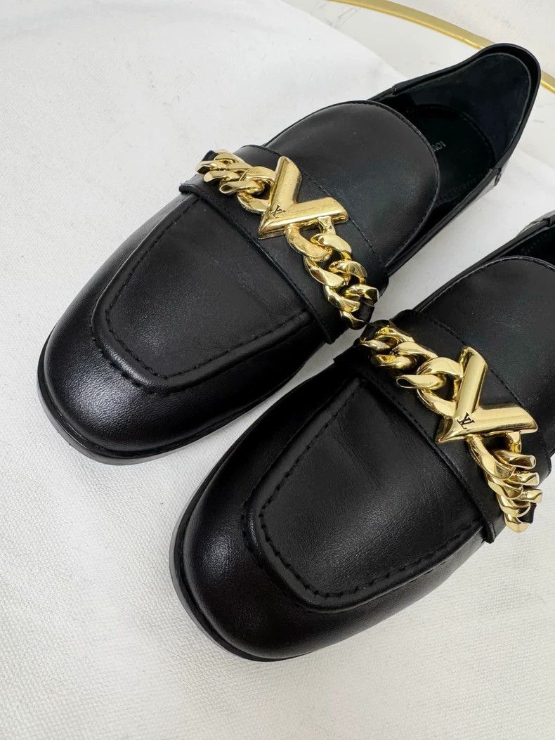 Louis Vuitton Black Louis Vuitton Slip-On Shoes Size US 4 / IT 34 - 2 Thumbnail