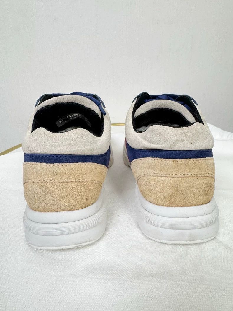 Chanel Chanel Sneakers Size 35, Gently Used Size US 5 / IT 35 - 4 Thumbnail