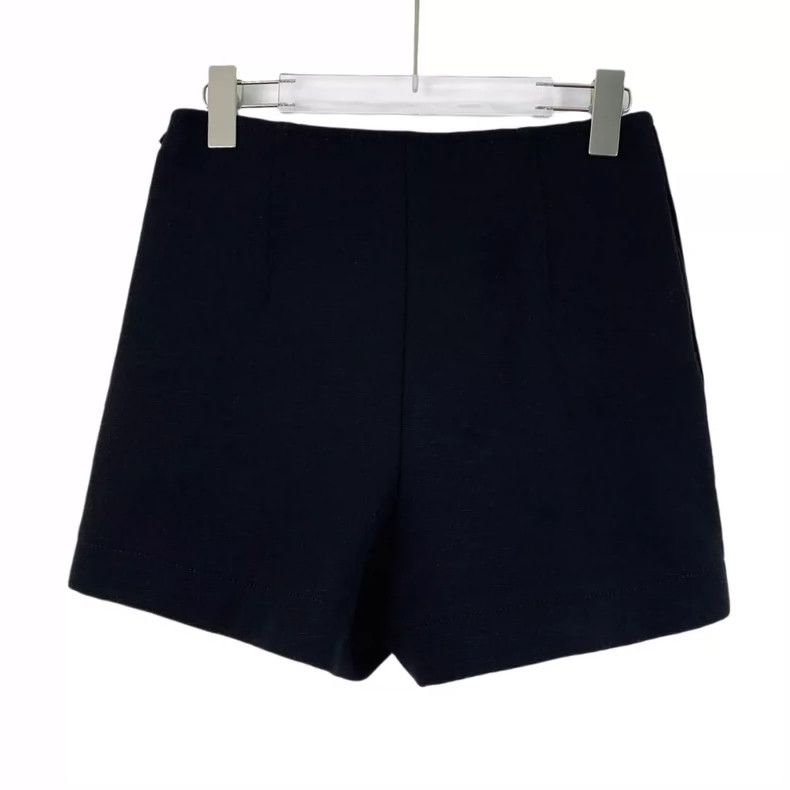Chloe Chloe Black Double-Breasted Wool Shorts Size 36" / US 14 / IT 50 - 2 Thumbnail