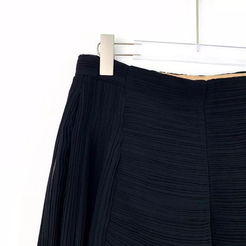 Chloe Chloe Black Pleated Casual Shorts XXS Size 34" / US 12 / IT 48 - 3 Thumbnail
