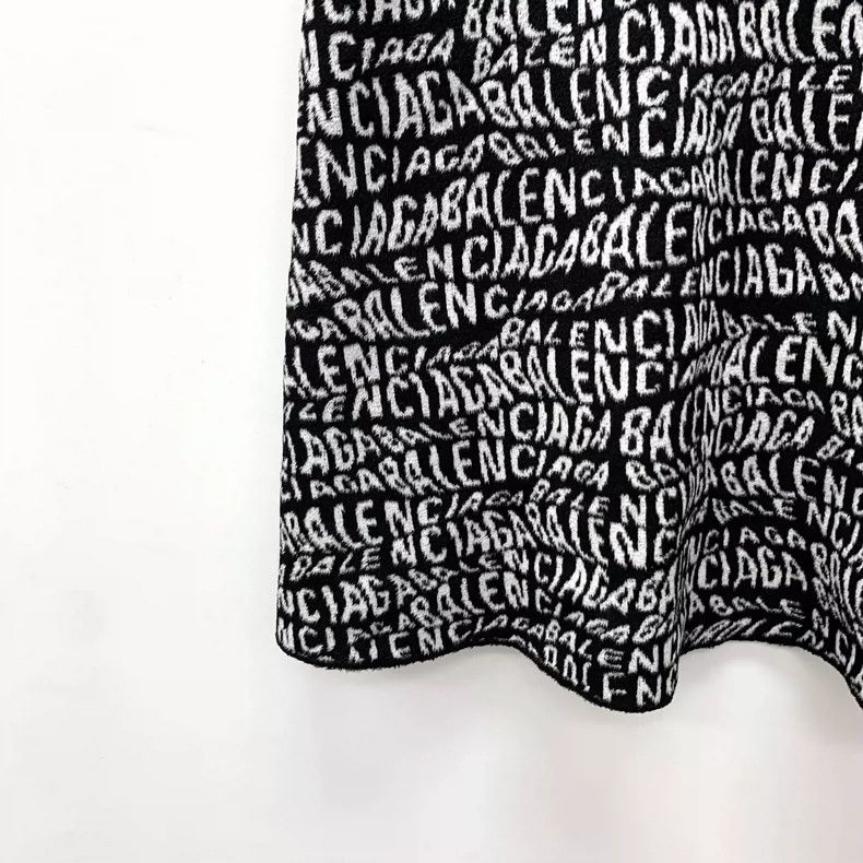 Balenciaga Balenciaga Black Logo Knit Midi Skirt Size 23" - 4 Thumbnail