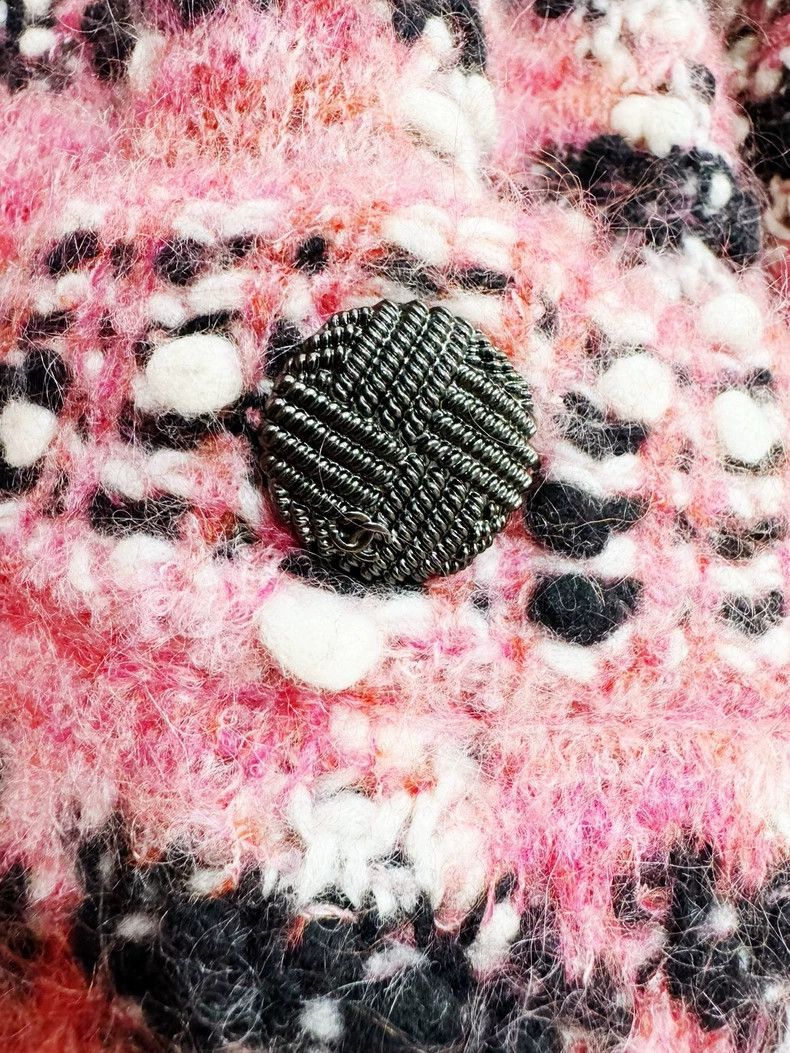Chanel Chanel Pink Wool Coat for Women Size S / US 4 / IT 40 - 2 Thumbnail