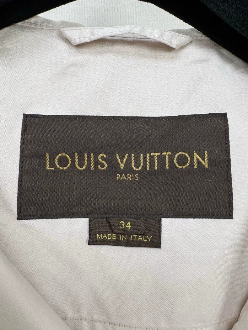 Louis Vuitton Louis Vuitton Lightweight Windbreaker Jacket Size XS / US 0-2 / IT 36-38 - 2 Thumbnail