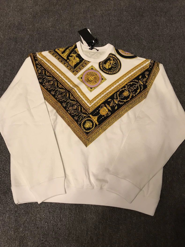 Versace Versace Classic Baroque Sweatshirt in Size 3XL Size XXL / US 16-18 / IT 52-54 - 3 Thumbnail