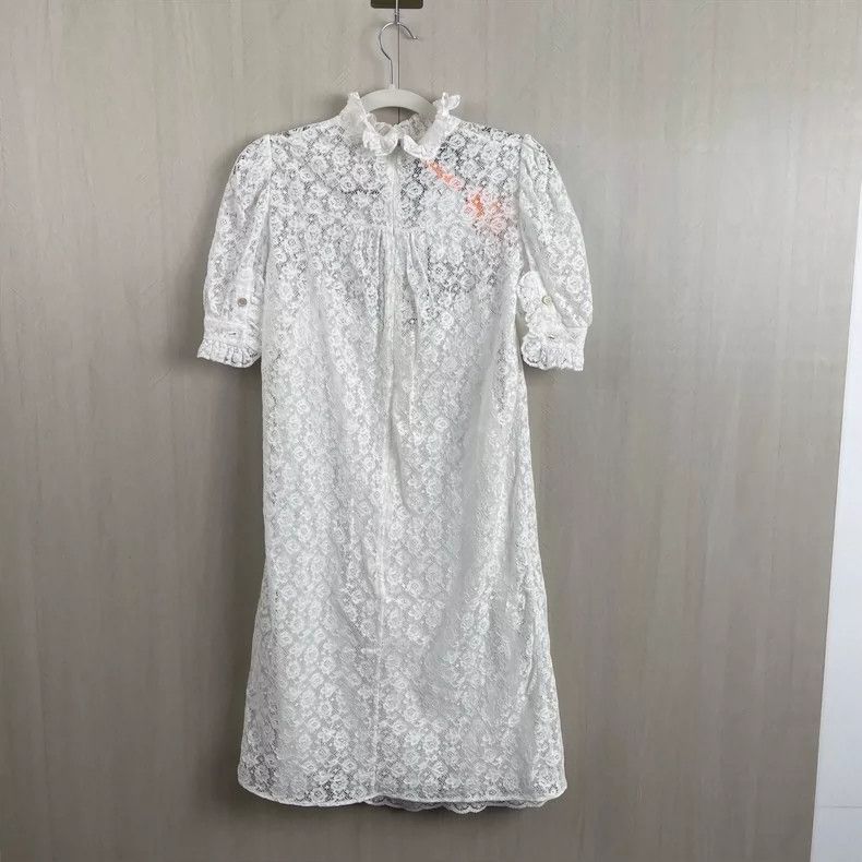 Gucci Gucci Lace Dress with Ruffles and Buttons Size S / US 4 / IT 40 - 3 Thumbnail