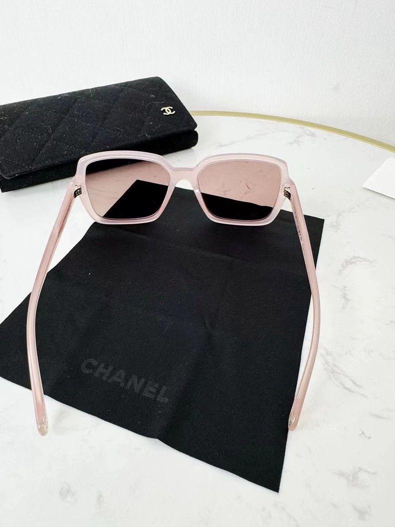Chanel Chanel New Sunglasses with Case Size ONE SIZE - 4 Thumbnail