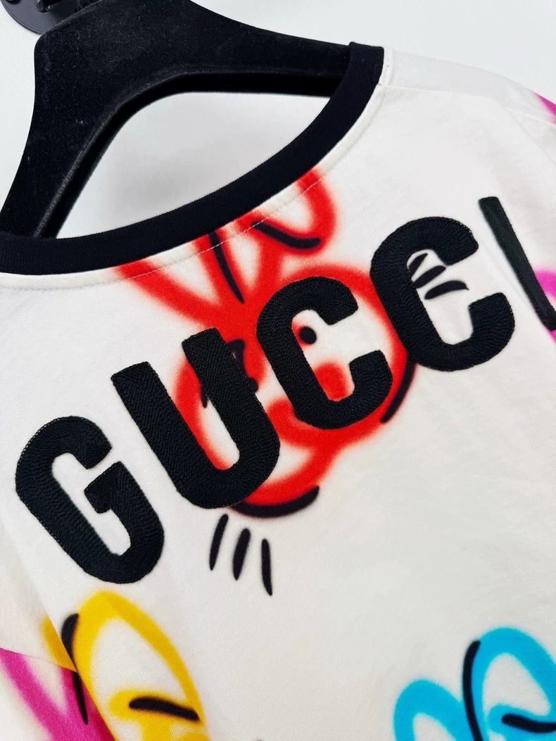 Gucci Gucci Short Sleeve T-shirt with Colorful Bunnies Size S / US 4 / IT 40 - 4 Thumbnail
