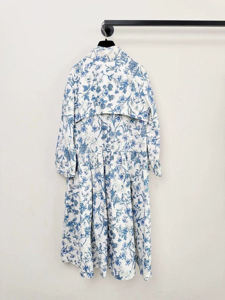 Burberry Burberry Floral Print Long Coat with Tags Size XS / US 0-2 / IT 36-38 - 8 Thumbnail