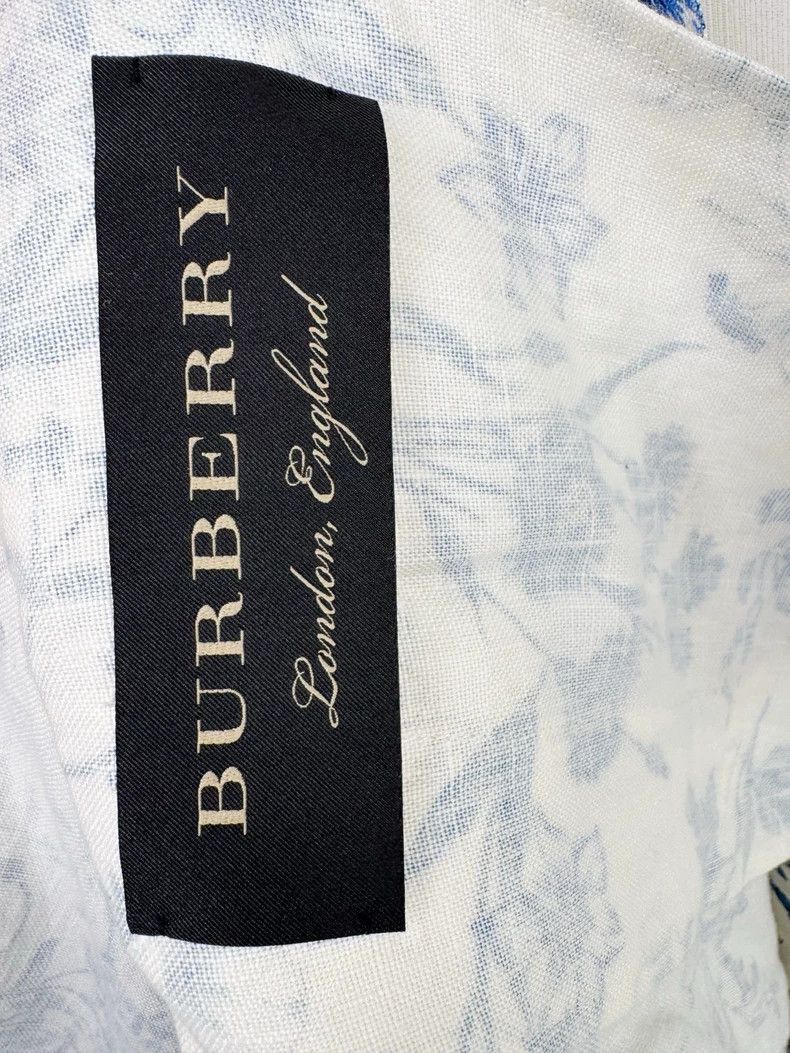 Burberry Burberry Floral Print Long Coat with Tags Size XS / US 0-2 / IT 36-38 - 5 Thumbnail