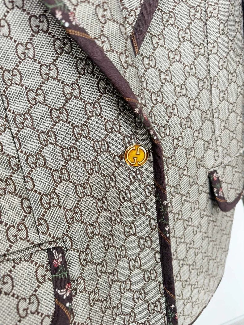 Gucci Gucci Monogram Jacket Size 38, Worn Once Size M / US 6-8 / IT 42-44 - 3 Thumbnail