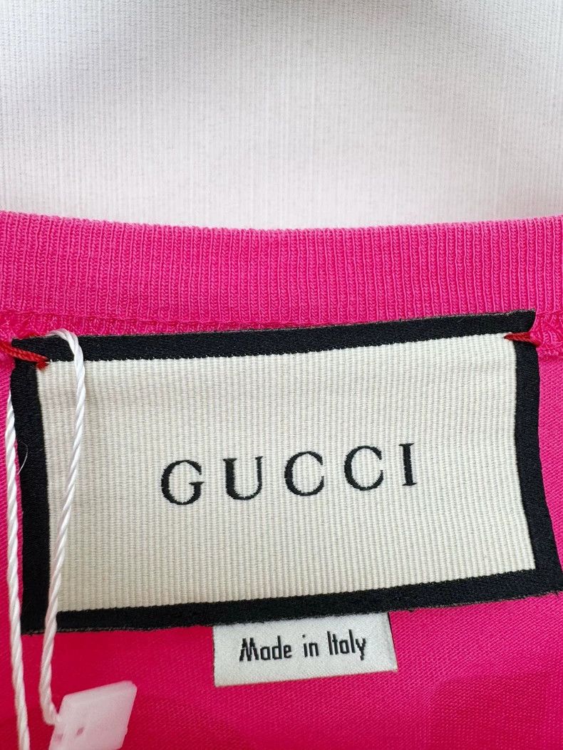 Gucci Gucci Short Sleeve Graphic Pink T-Shirt Size S / US 4 / IT 40 - 2 Thumbnail