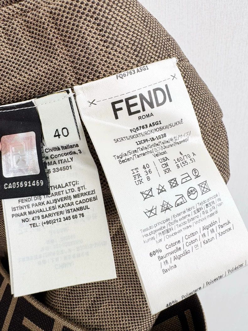 Fendi Fendi Logo Print Skirt Size 40 Size 40" / US 18 - 4 Thumbnail