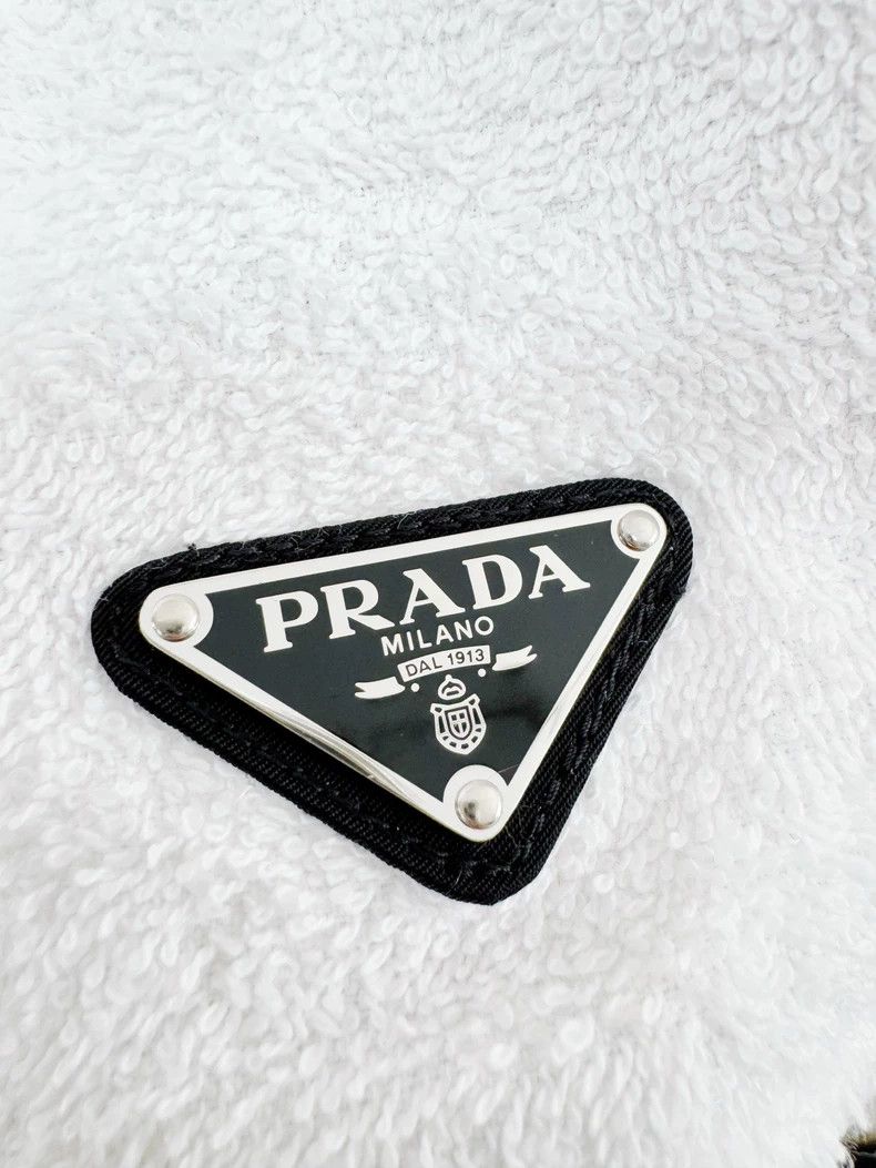 Prada Prada White Towel Fabric Shorts Size 36 Size 36" / US 14 / IT 50 - 2 Thumbnail