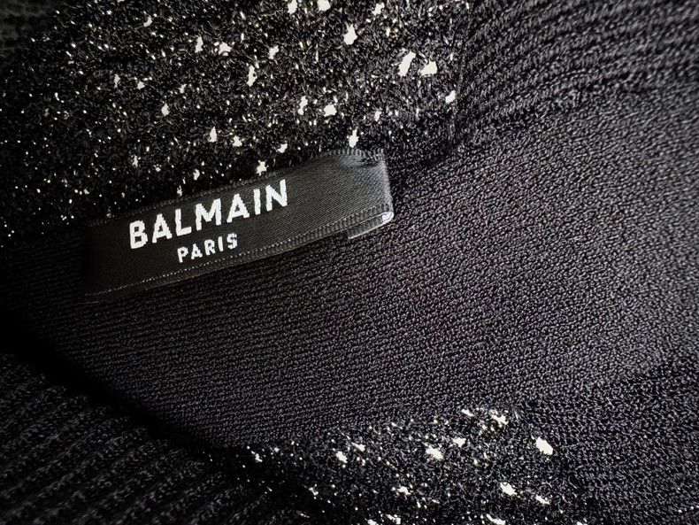 Balmain Balmain Knit Dress with Unique Button Detail Size S / US 4 / IT 40 - 3 Thumbnail