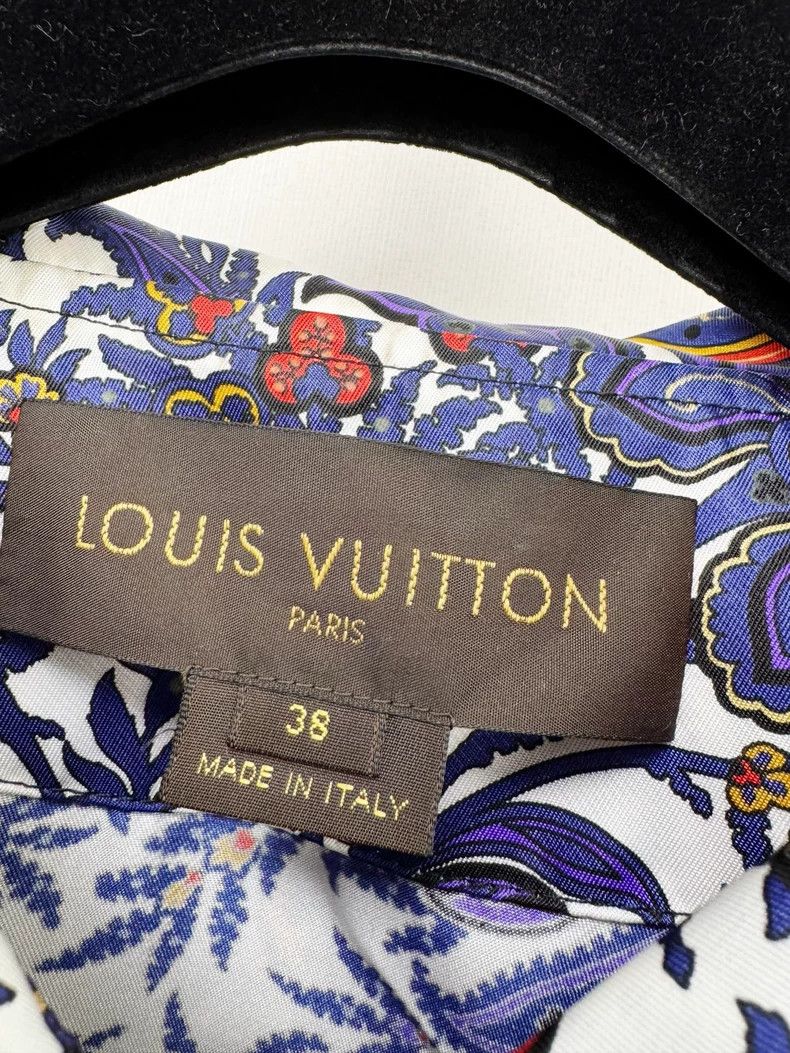 Louis Vuitton Louis Vuitton Floral Pattern Nylon Jacket Size M / US 6-8 / IT 42-44 - 2 Thumbnail