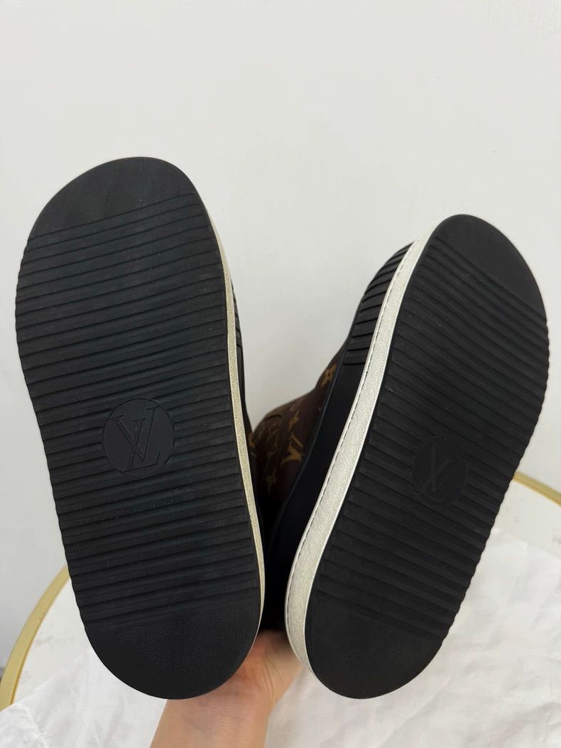 Louis Vuitton Louis Vuitton Brown Snow Boots Size 36 Size US 6 / IT 36 - 6 Thumbnail