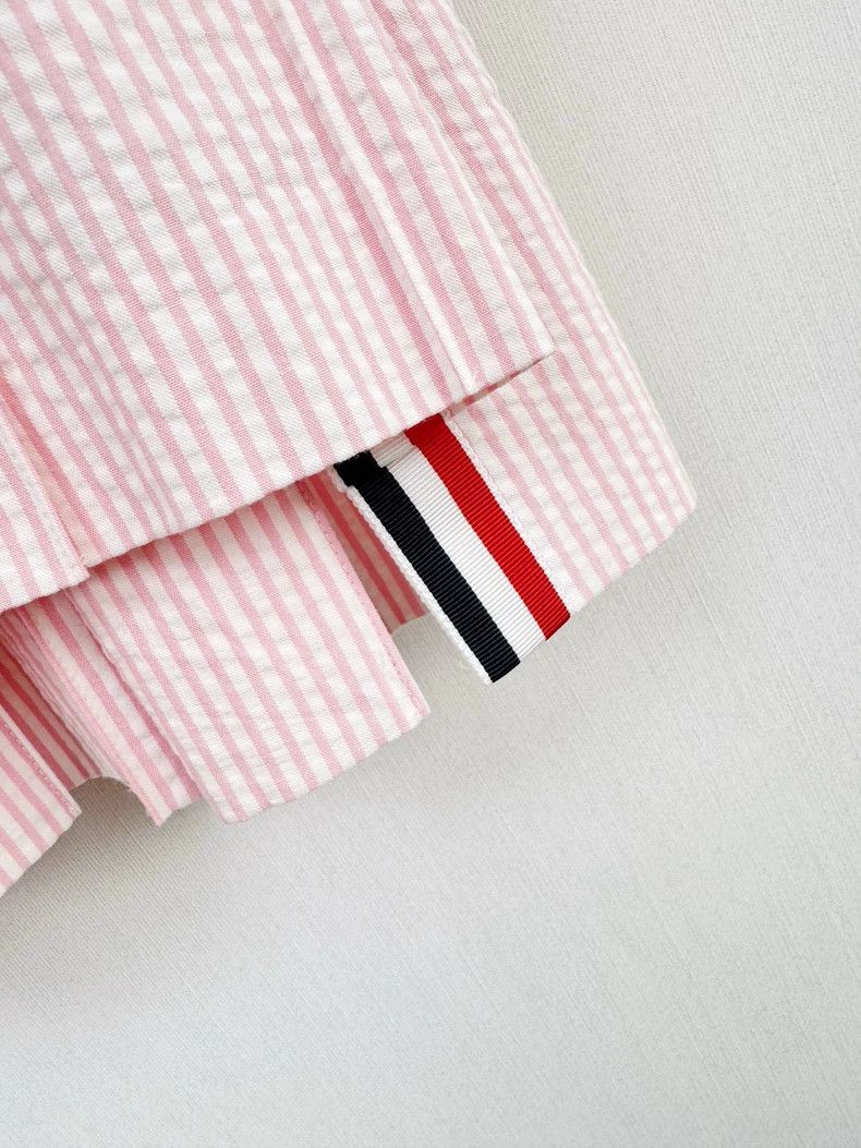 Thom Browne Thom Browne Pink Pleated Skirt Size 38 Size 38" / US 16 / IT 52 - 2 Thumbnail