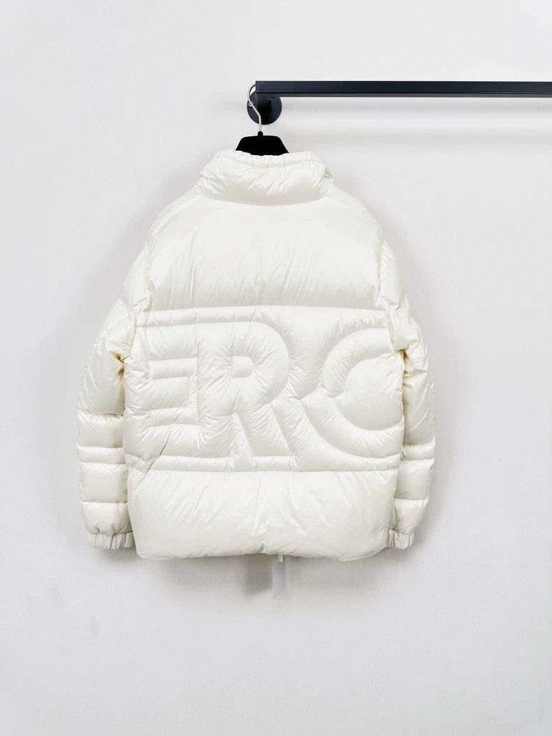 Moncler Moncler Puffer Jacket - Worn Once, Like New Size XL / US 12-14 / IT 48-50 - 8 Thumbnail