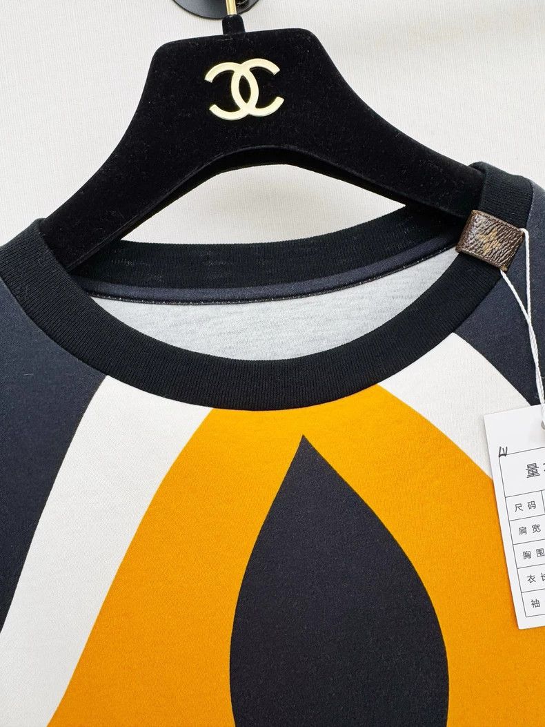 Louis Vuitton Louis Vuitton Short Sleeve T-Shirt Size L / US 10 / IT 46 - 2 Thumbnail
