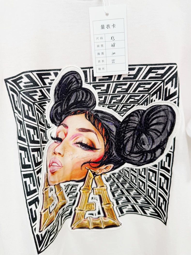 Fendi Fendi Short Sleeve Graphic T-Shirt Size XS Size XS / US 0-2 / IT 36-38 - 2 Thumbnail